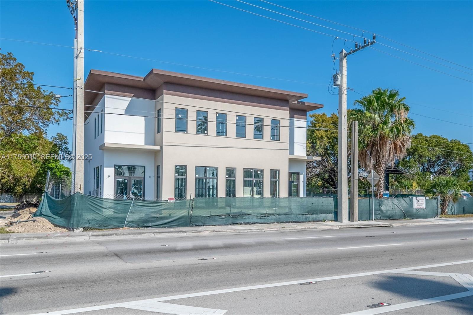 20200 S Dixie Highway Property Photo 14