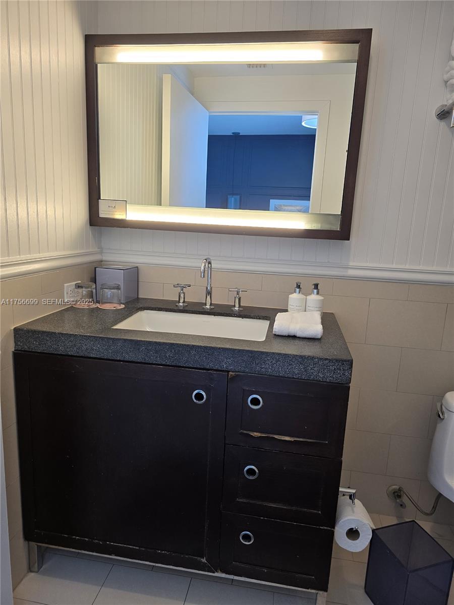 17315 Collins Avenue 1402 Property Photo 25