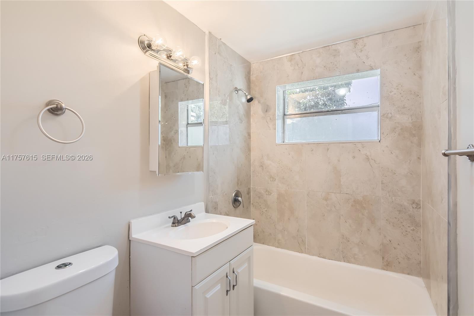 1753 Ne 178th Street Property Photo 25