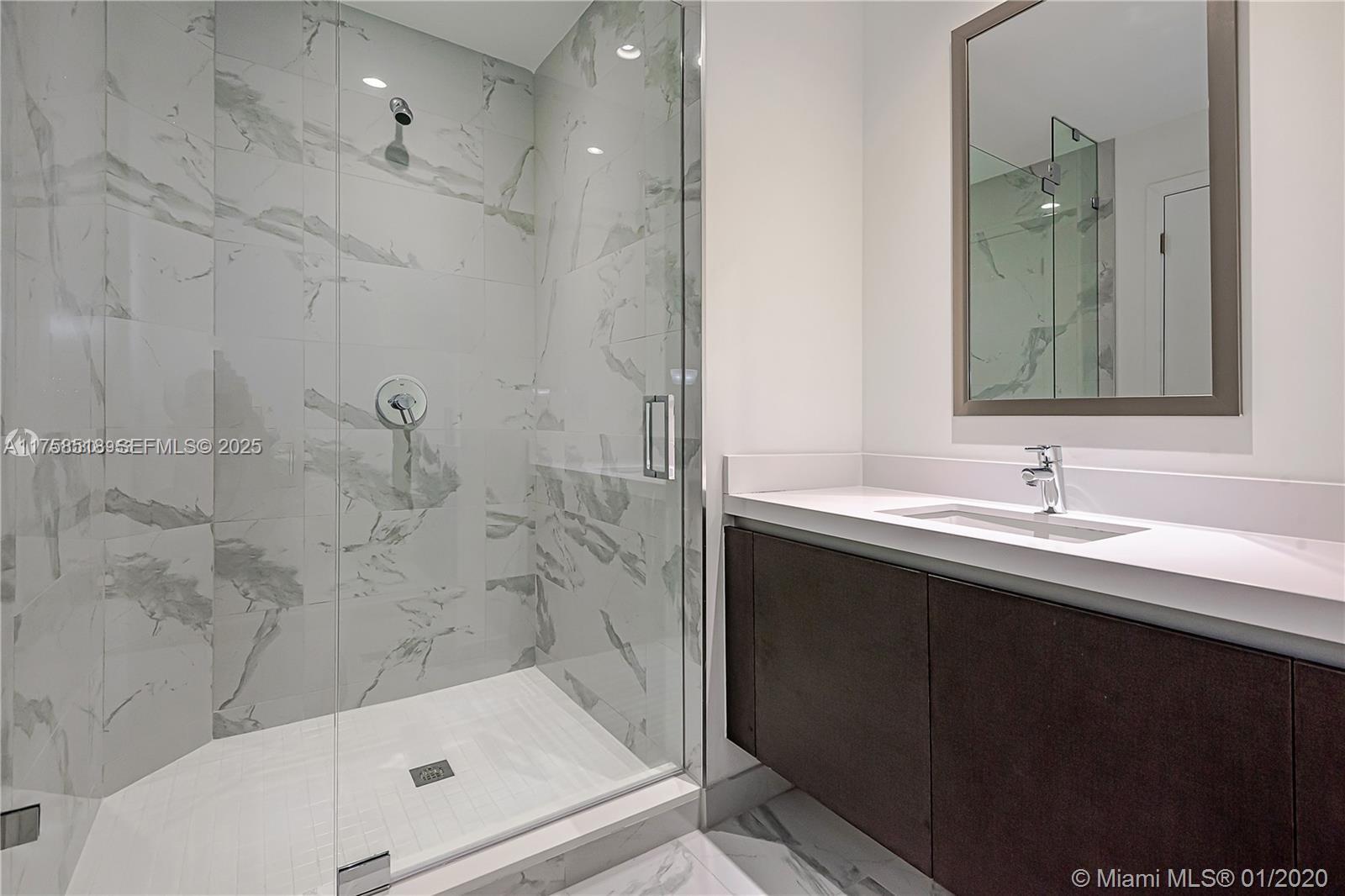 851 Ne 1st Avenue 2600 Property Photo 16