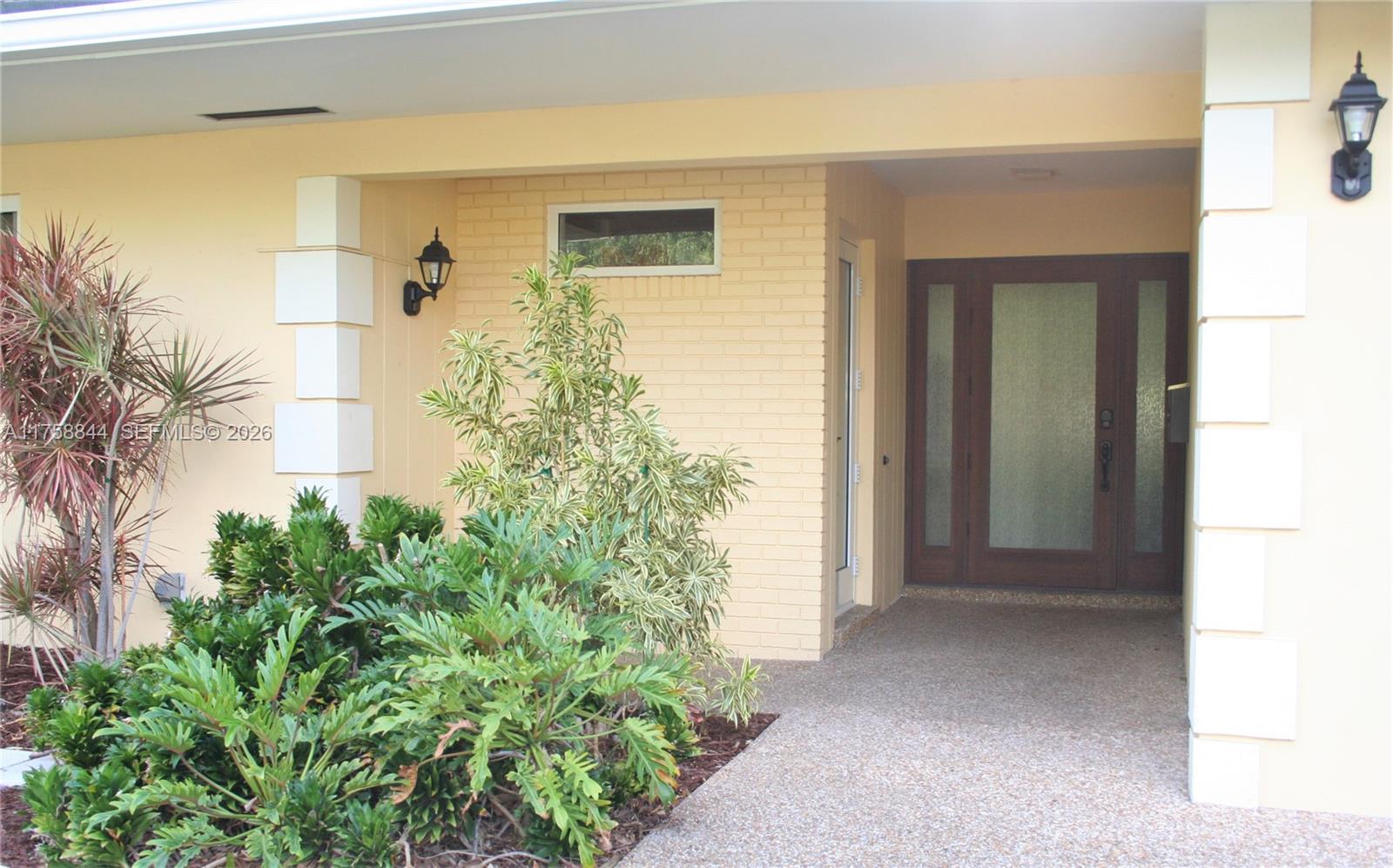 1933 Twin Dolphin Lane Property Photo 28