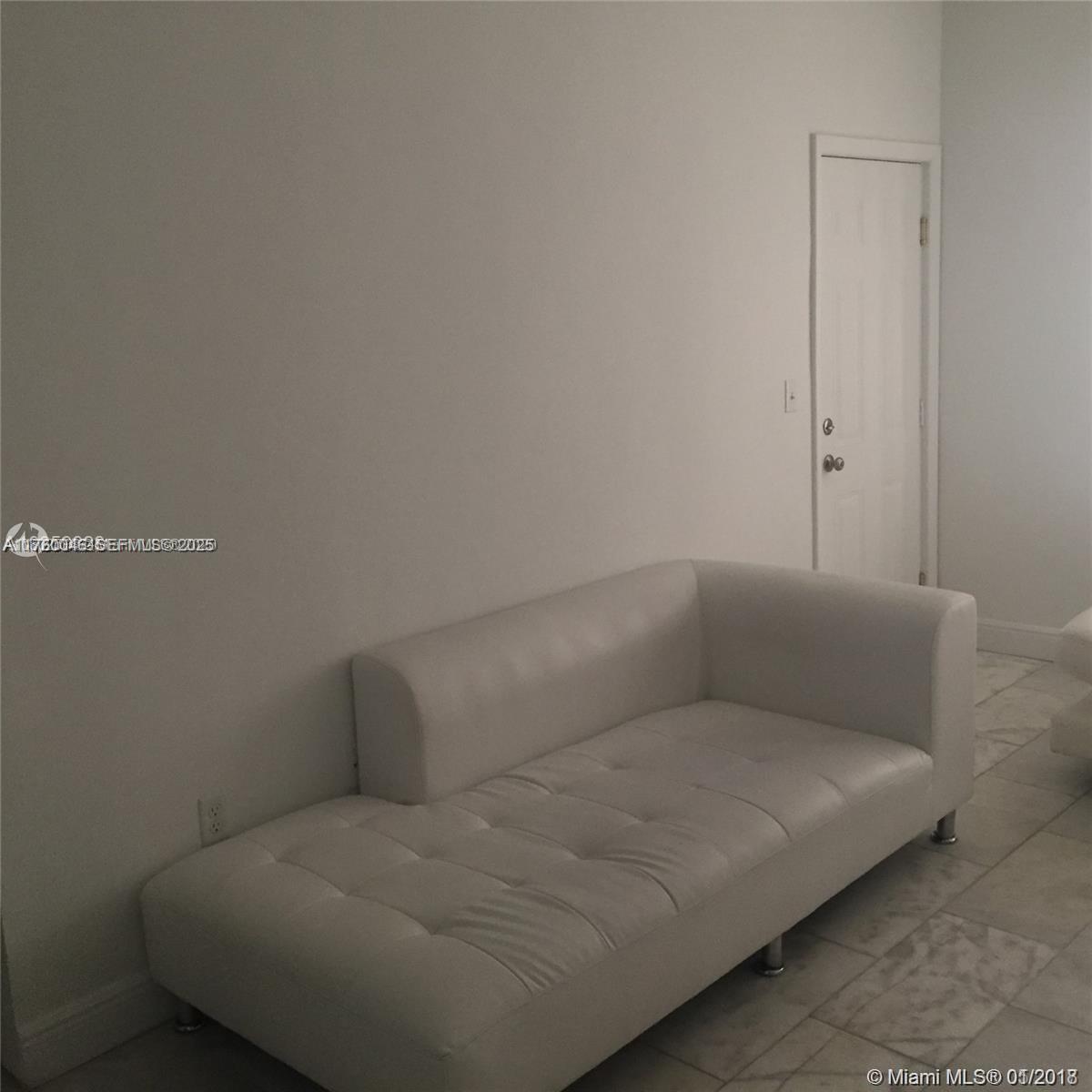 918 Jefferson Avenue 2 Property Photo 4