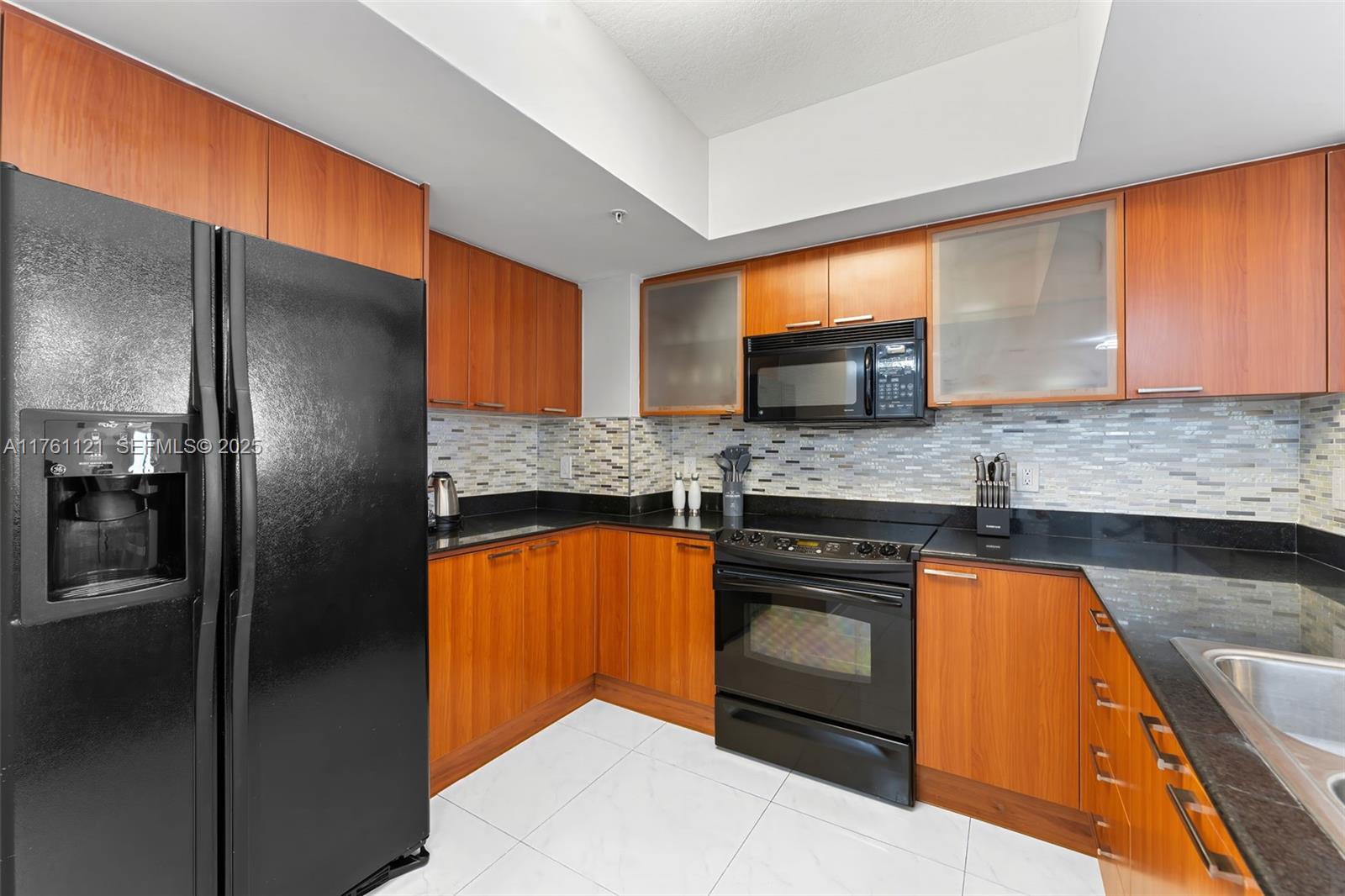 16699 Collins Avenue 2810 Property Photo 7