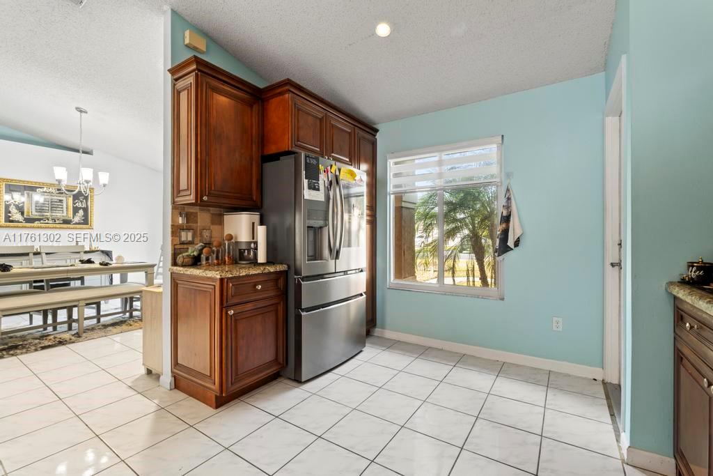 155 Kings Way Property Photo 16
