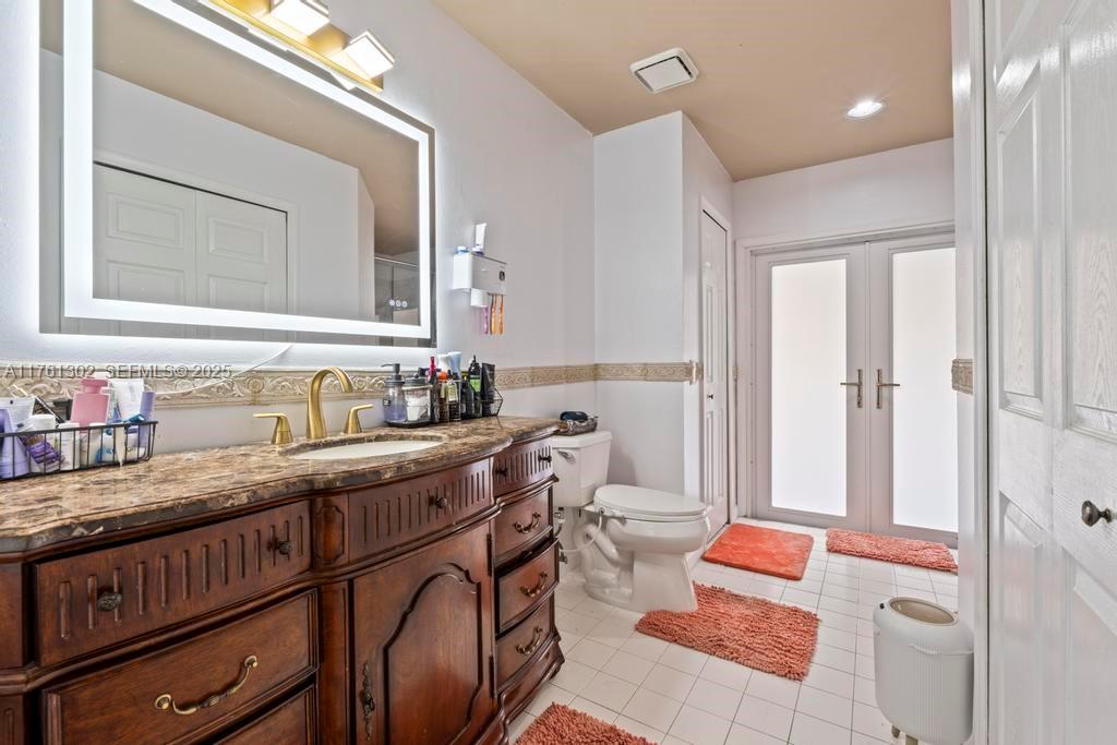 155 Kings Way Property Photo 24
