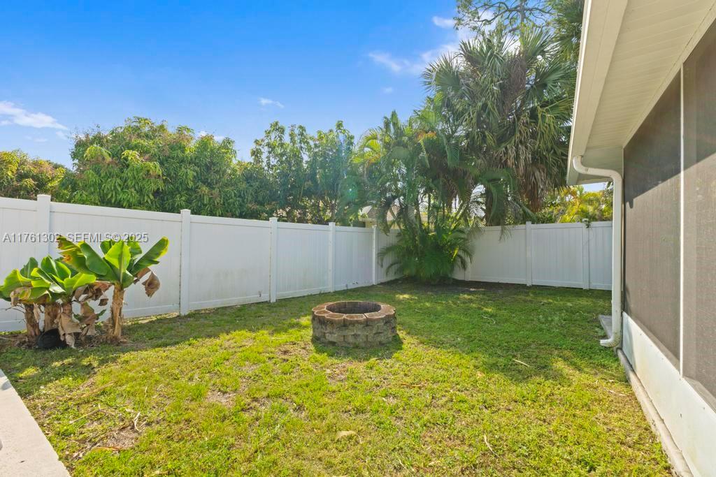 155 Kings Way Property Photo 40