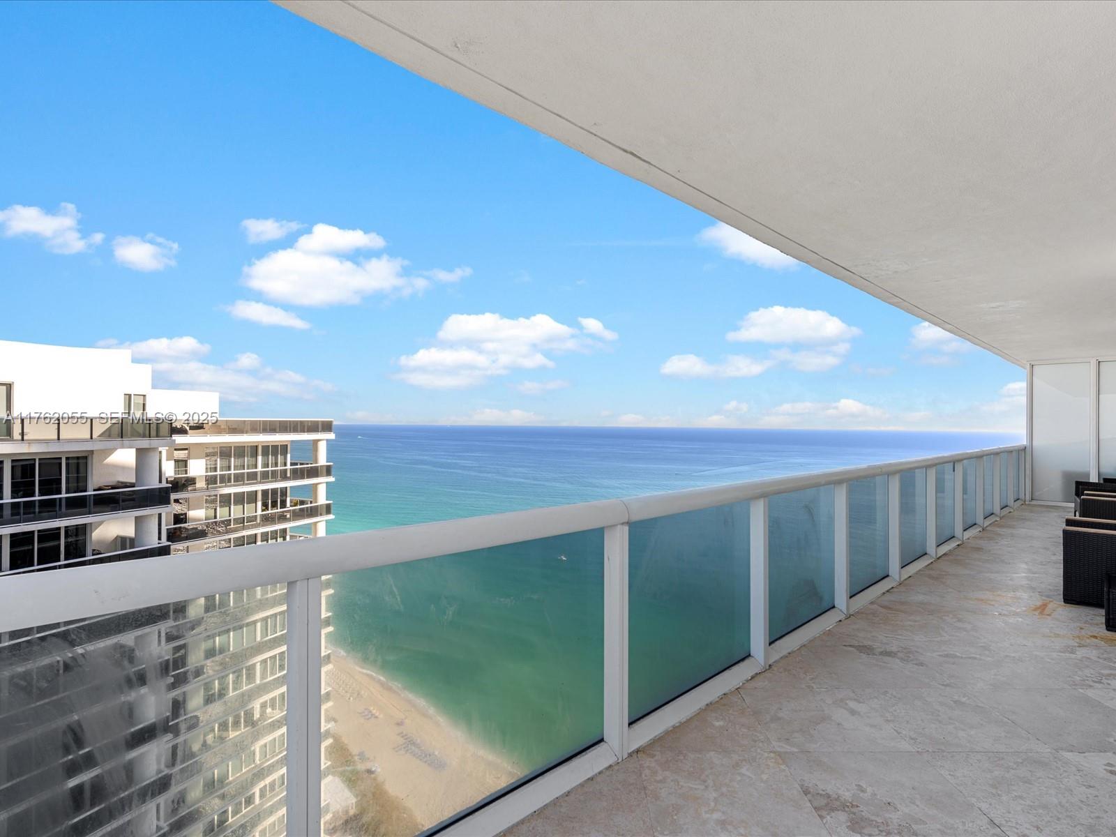 1830 S Ocean Drive 4508 Property Photo 3