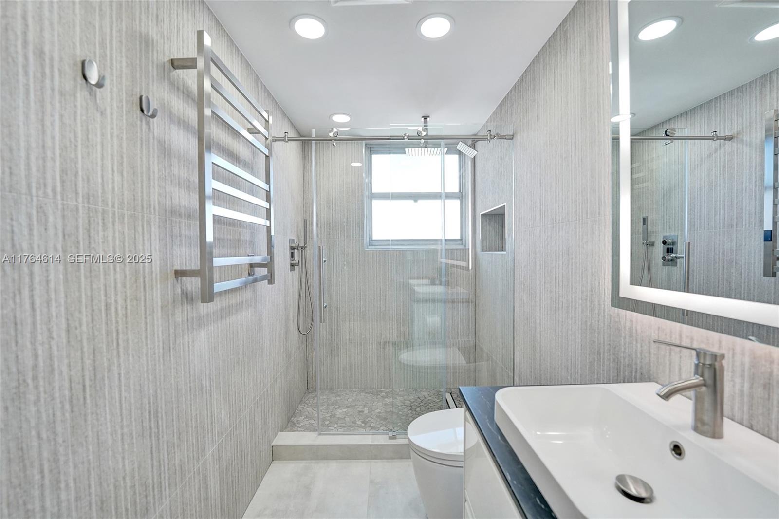4001 S Ocean Drive 16p Property Photo 8