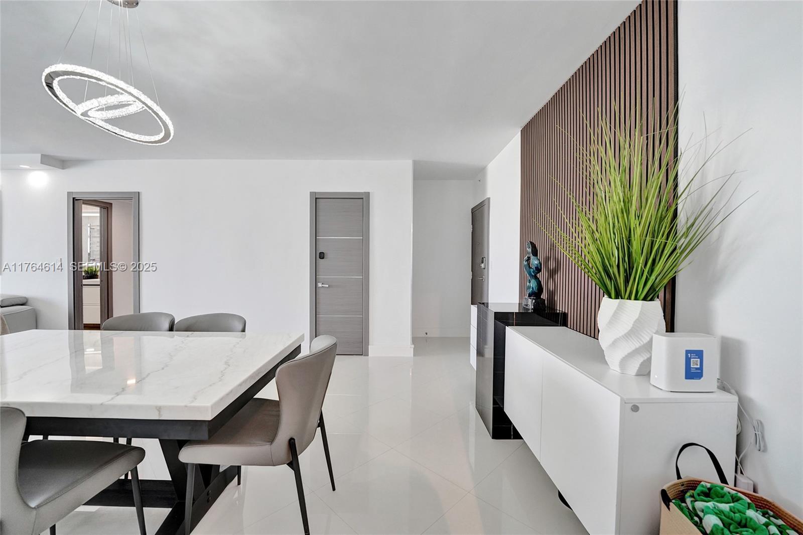 4001 S Ocean Drive 16p Property Photo 16