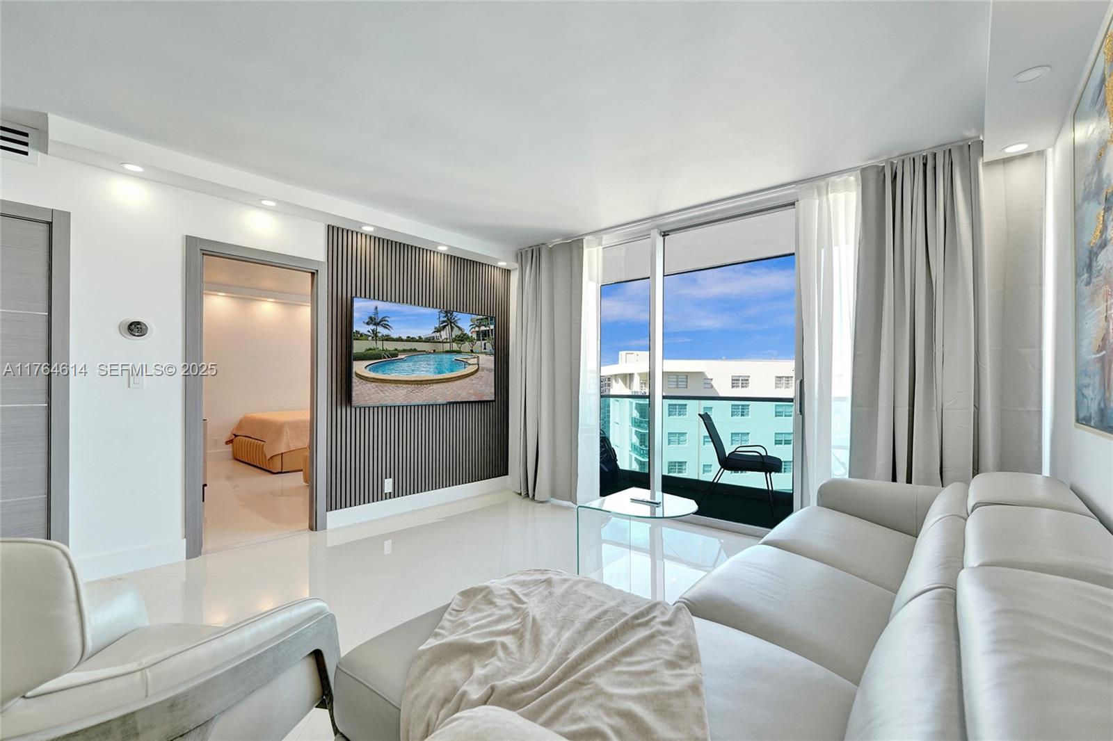 4001 S Ocean Drive 16p Property Photo 24
