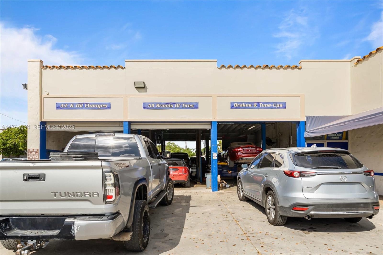 A11764934 Property Photo 30