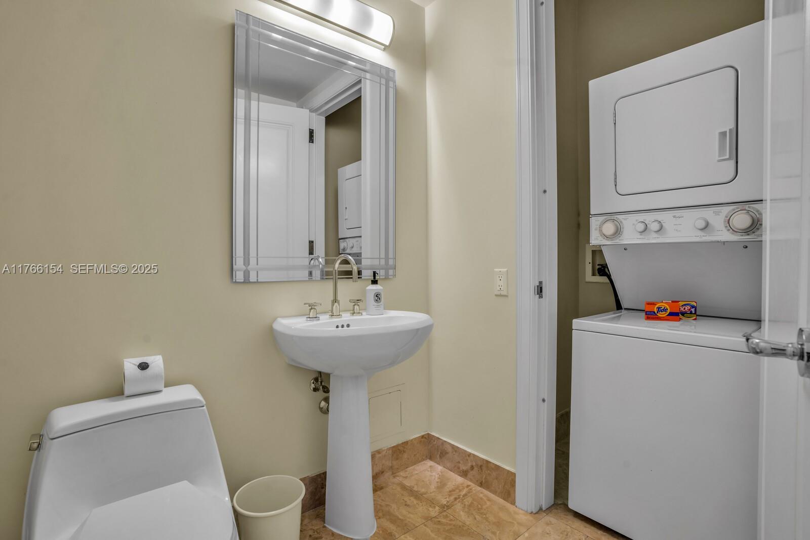 1435 Brickell Avenue 3607 Property Photo 32