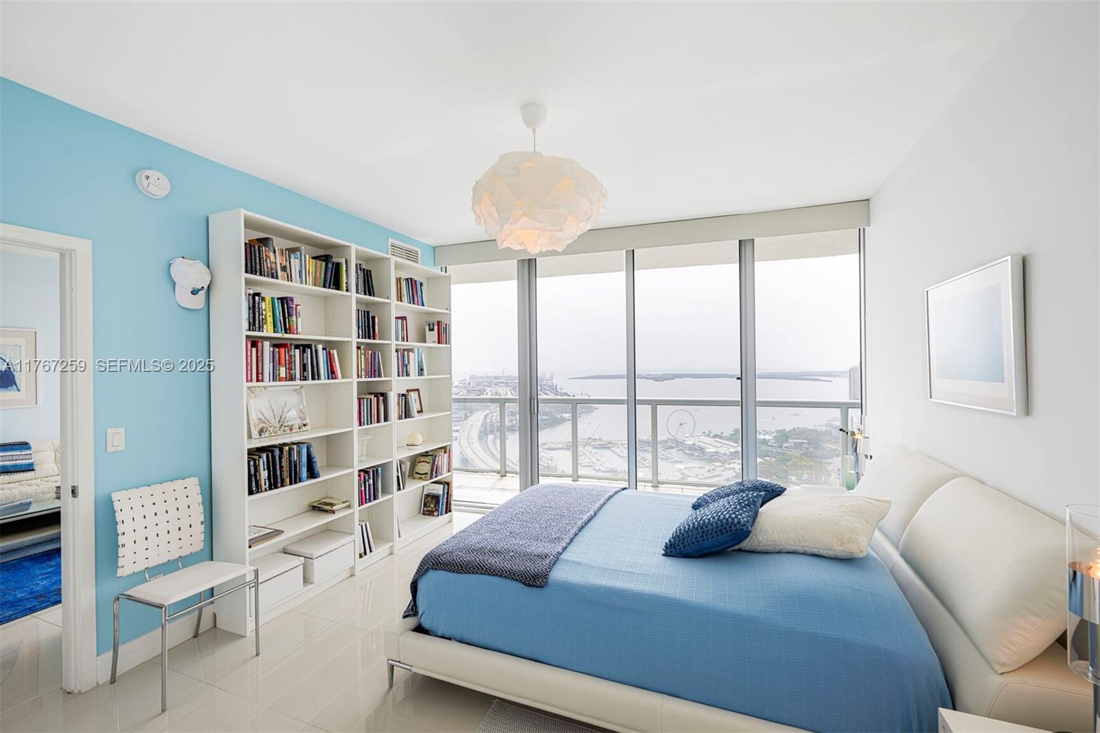 888 Biscayne Boulevard 4306 Property Photo 5