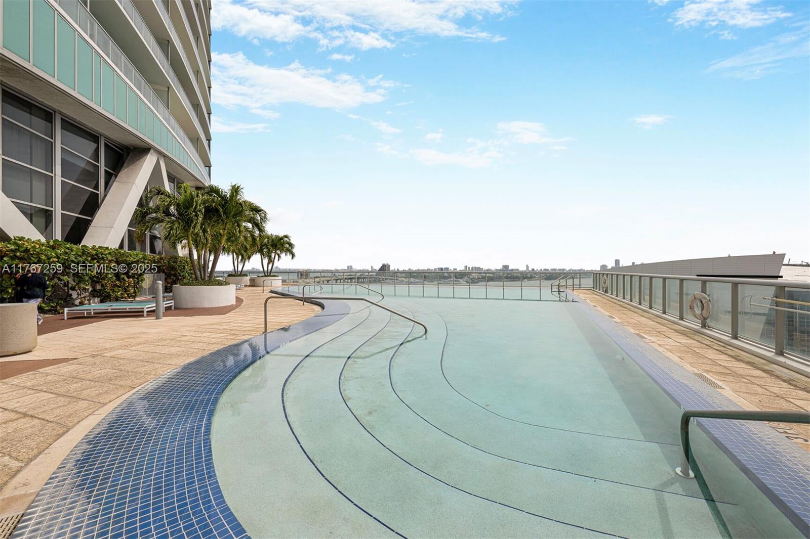 888 Biscayne Boulevard 4306 Property Photo 14
