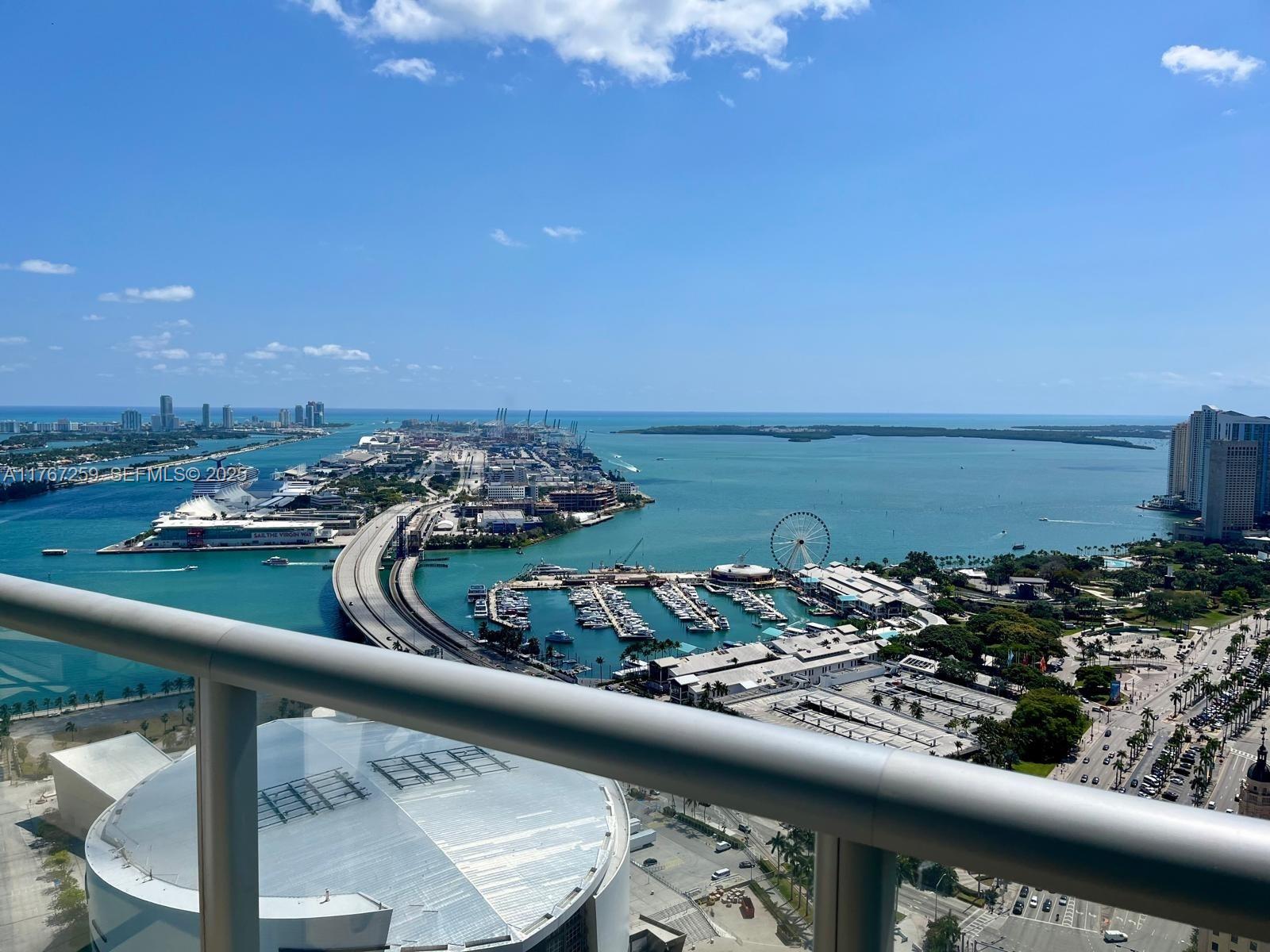 888 Biscayne Boulevard 4306 Property Photo 17