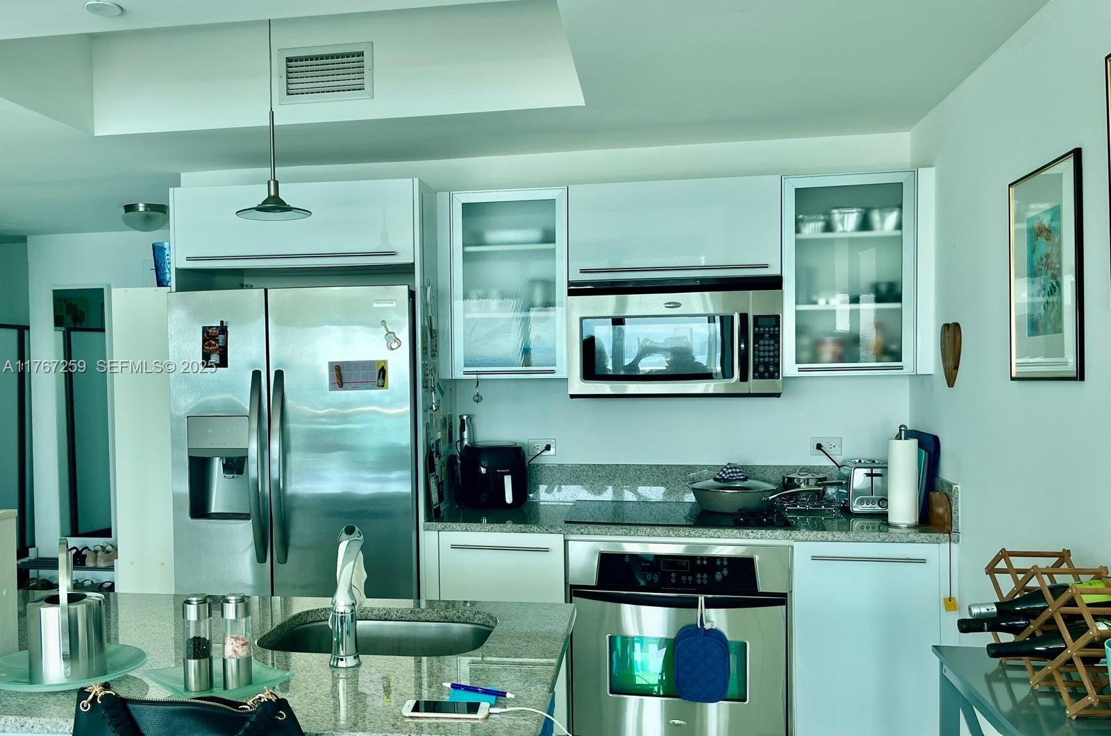 888 Biscayne Boulevard 4306 Property Photo 24