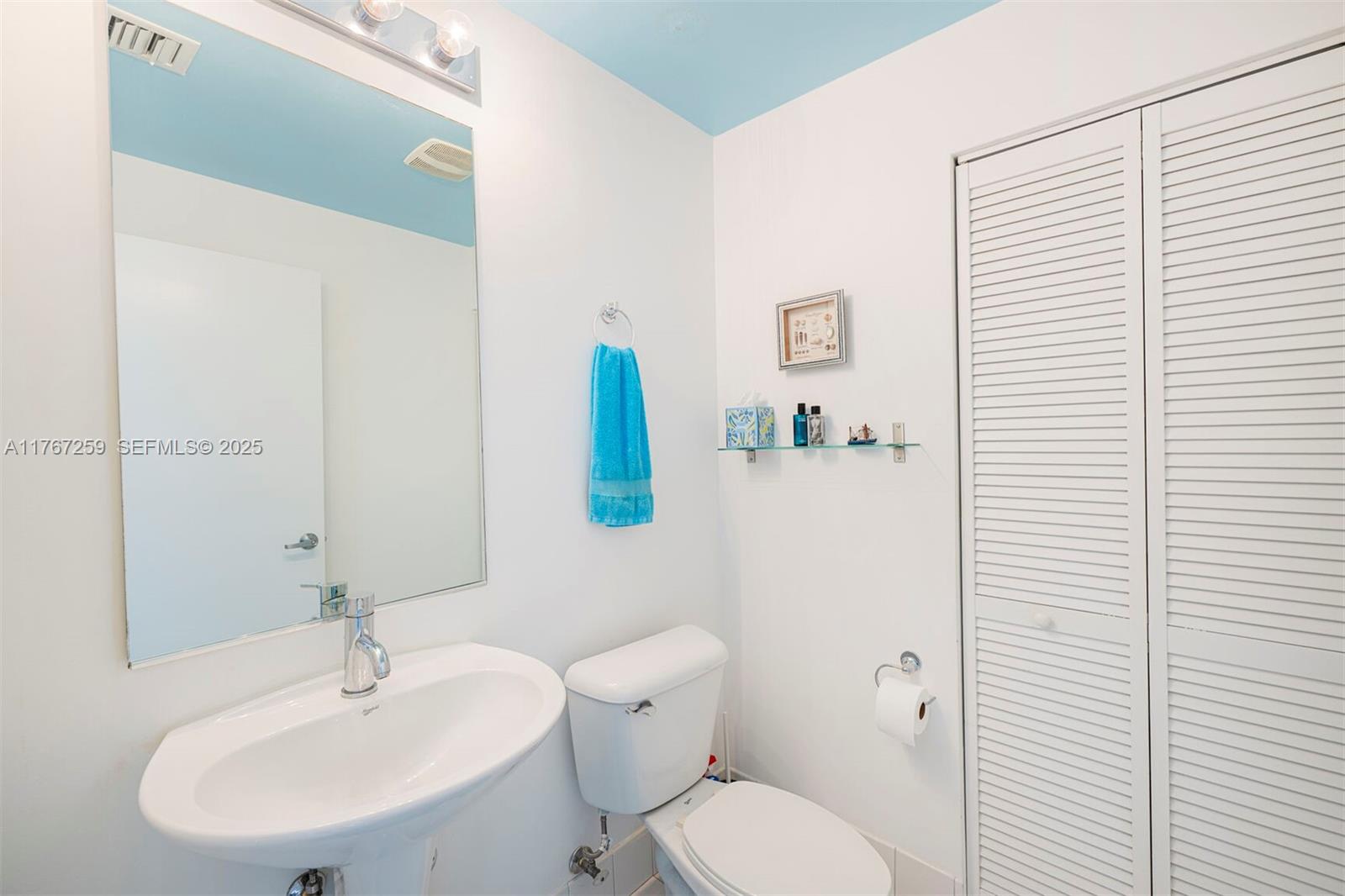888 Biscayne Boulevard 4306 Property Photo 42