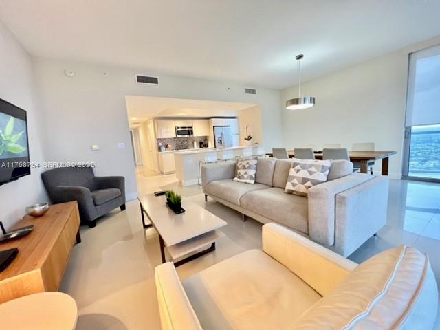 2600 E Hallandale Beach Boulevard T3102 Property Photo 2