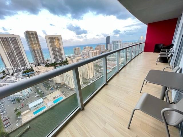 2600 E Hallandale Beach Boulevard T3102 Property Photo 64