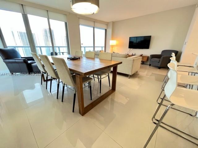 2600 E Hallandale Beach Boulevard T3102 Property Photo 68