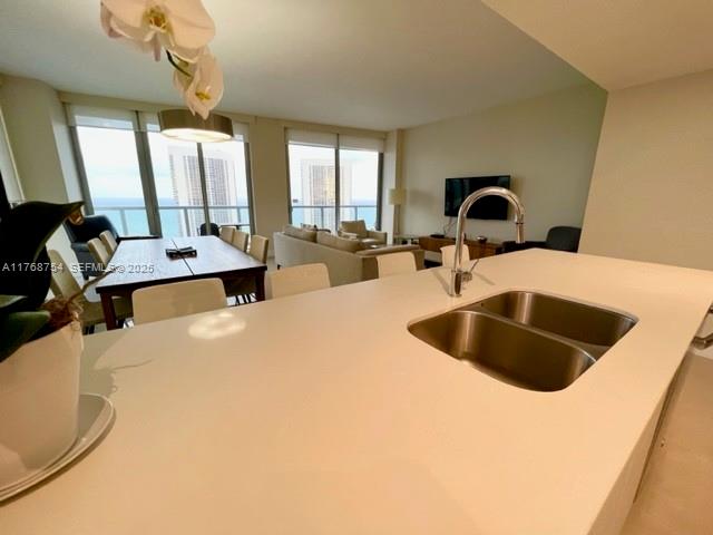 2600 E Hallandale Beach Boulevard T3102 Property Photo 69