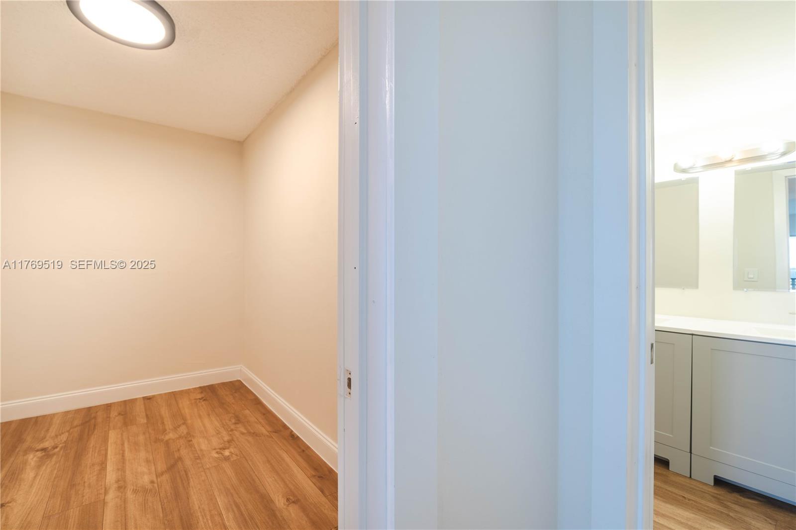 3301 Spanish Moss Terrace 802 Property Photo 18