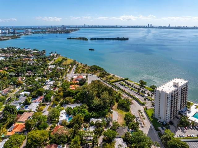890 Ne 70th Street Property Photo 1