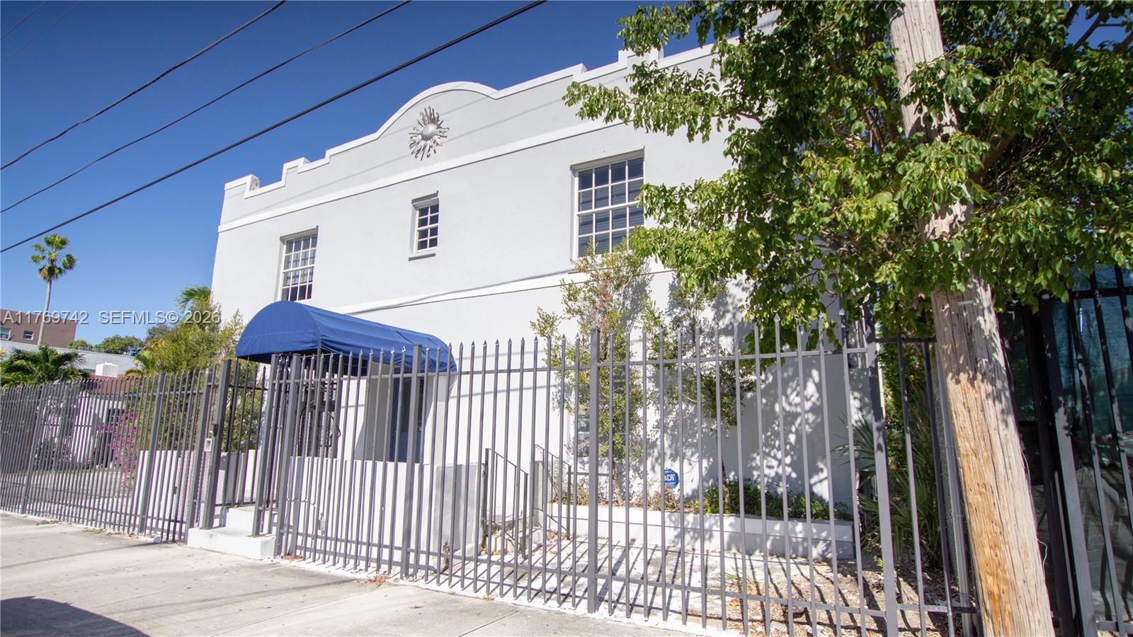 577 NE 62 Street 2