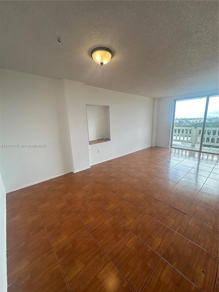 A11769779 Property Photo 20