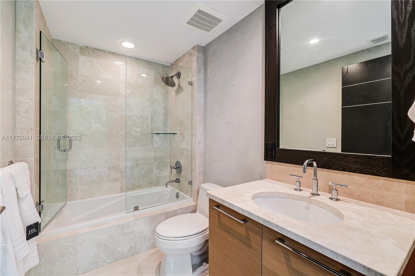 17001 Collins Avenue 2508 Property Photo 21