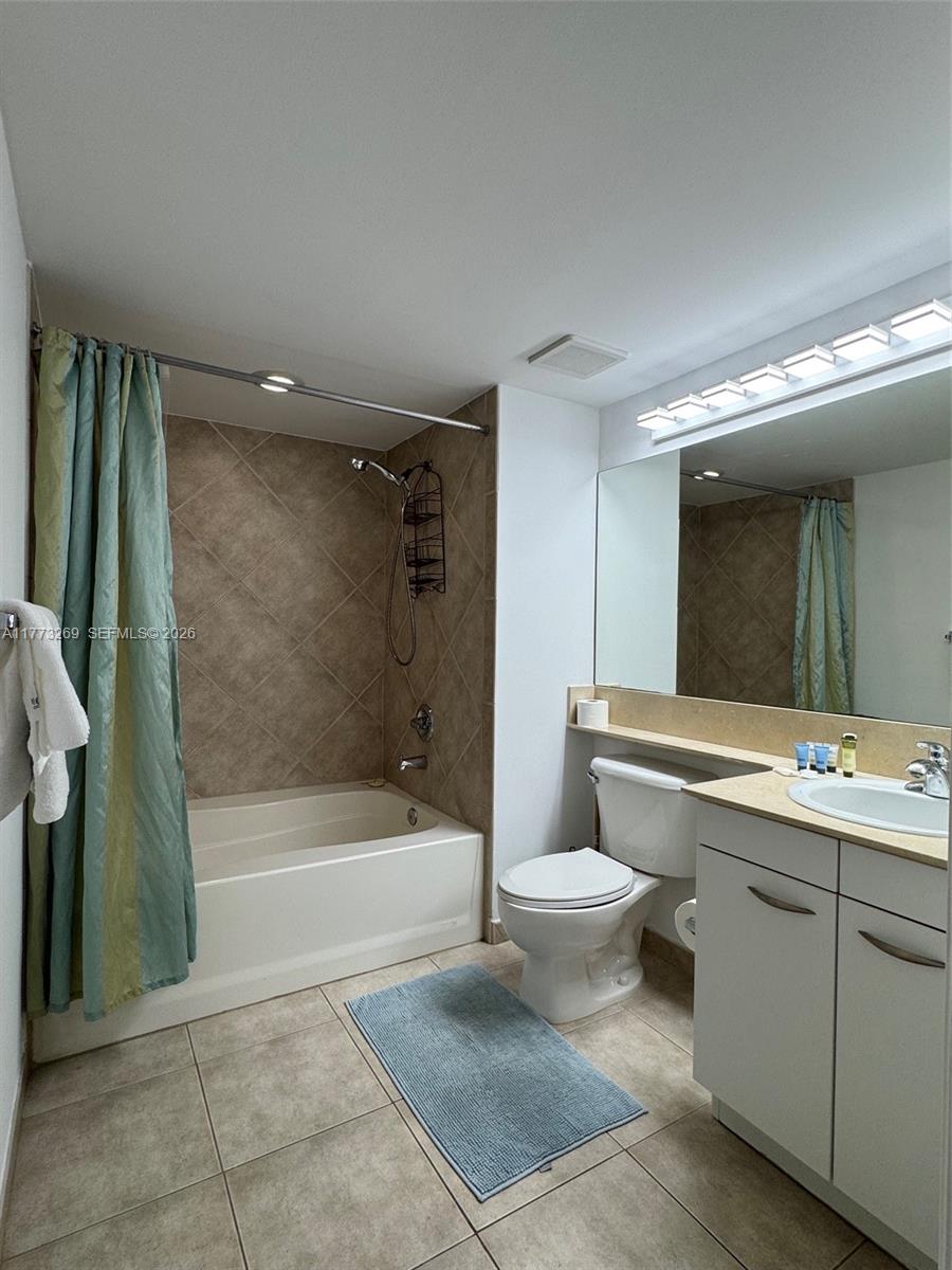 2080 S Ocean Drive 1405 Property Photo 9