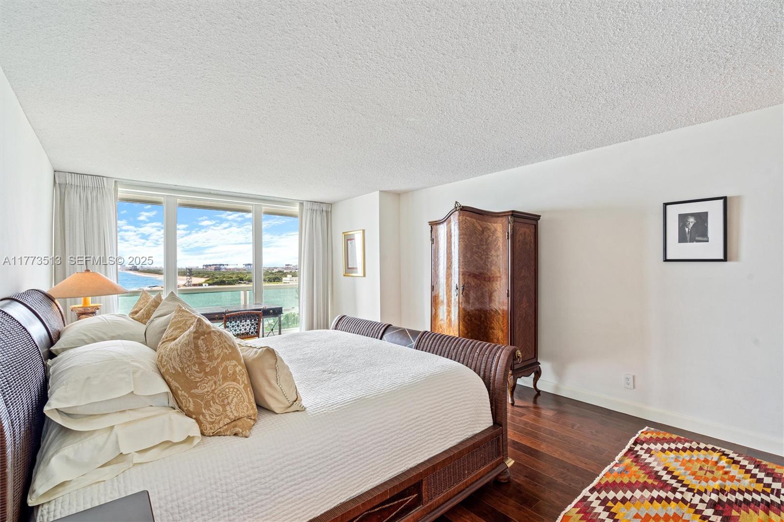 2100 S Ocean Lane 805 Property Photo 16