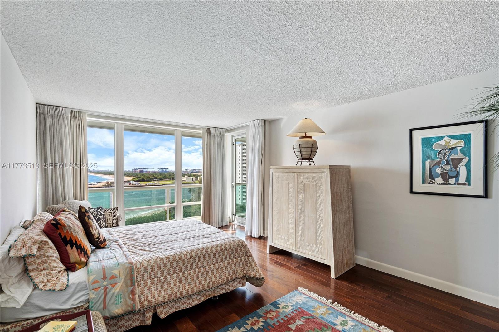 2100 S Ocean Lane 805 Property Photo 23