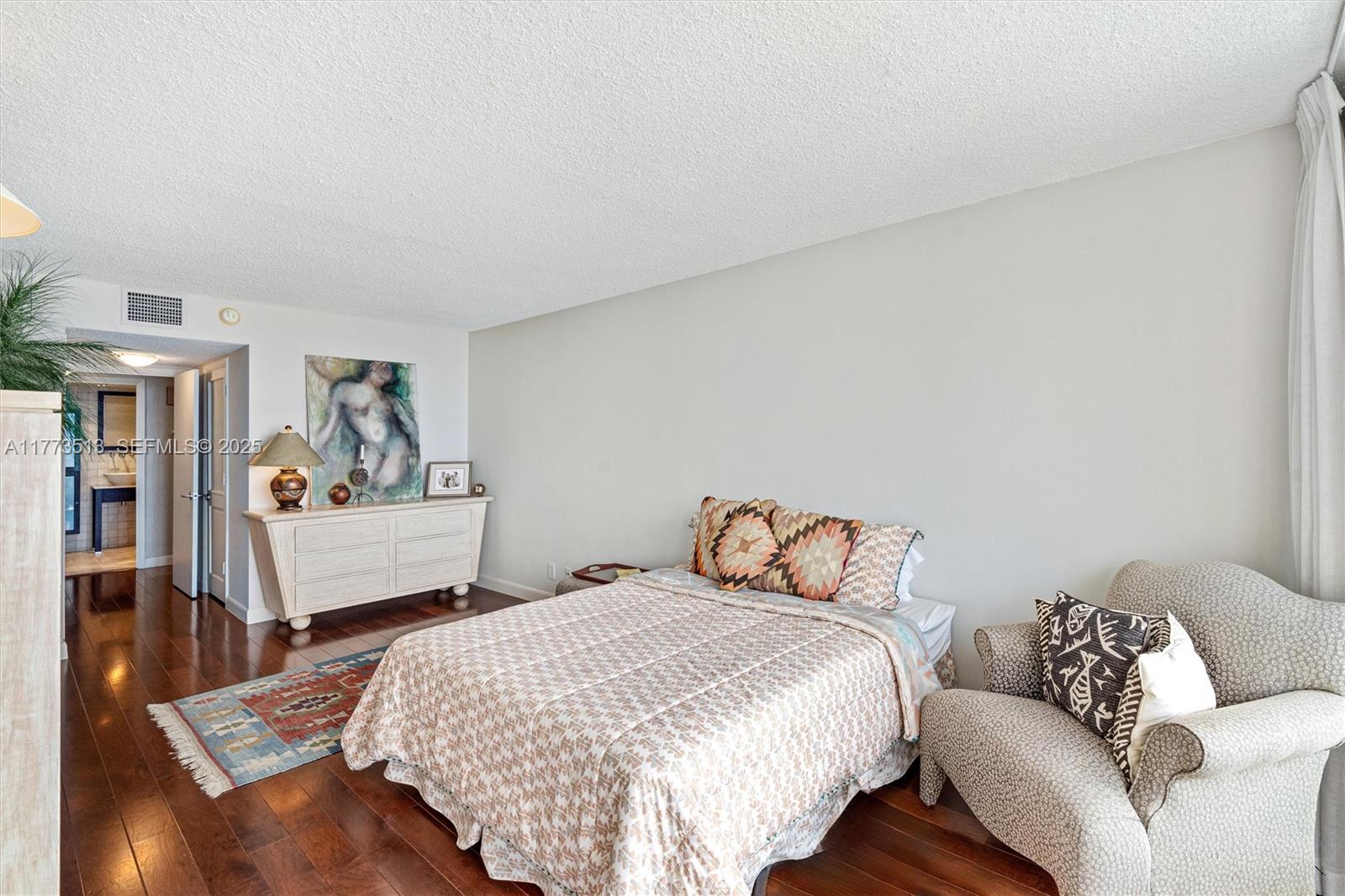 2100 S Ocean Lane 805 Property Photo 24