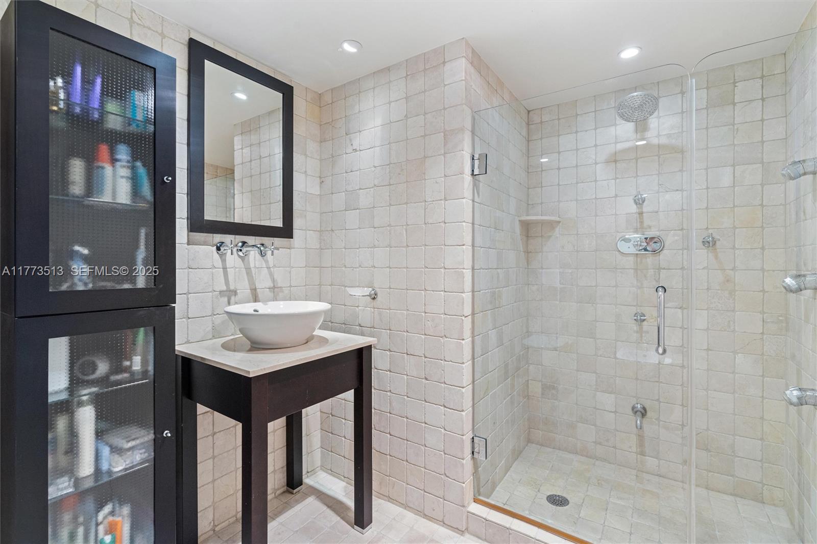 2100 S Ocean Lane 805 Property Photo 25