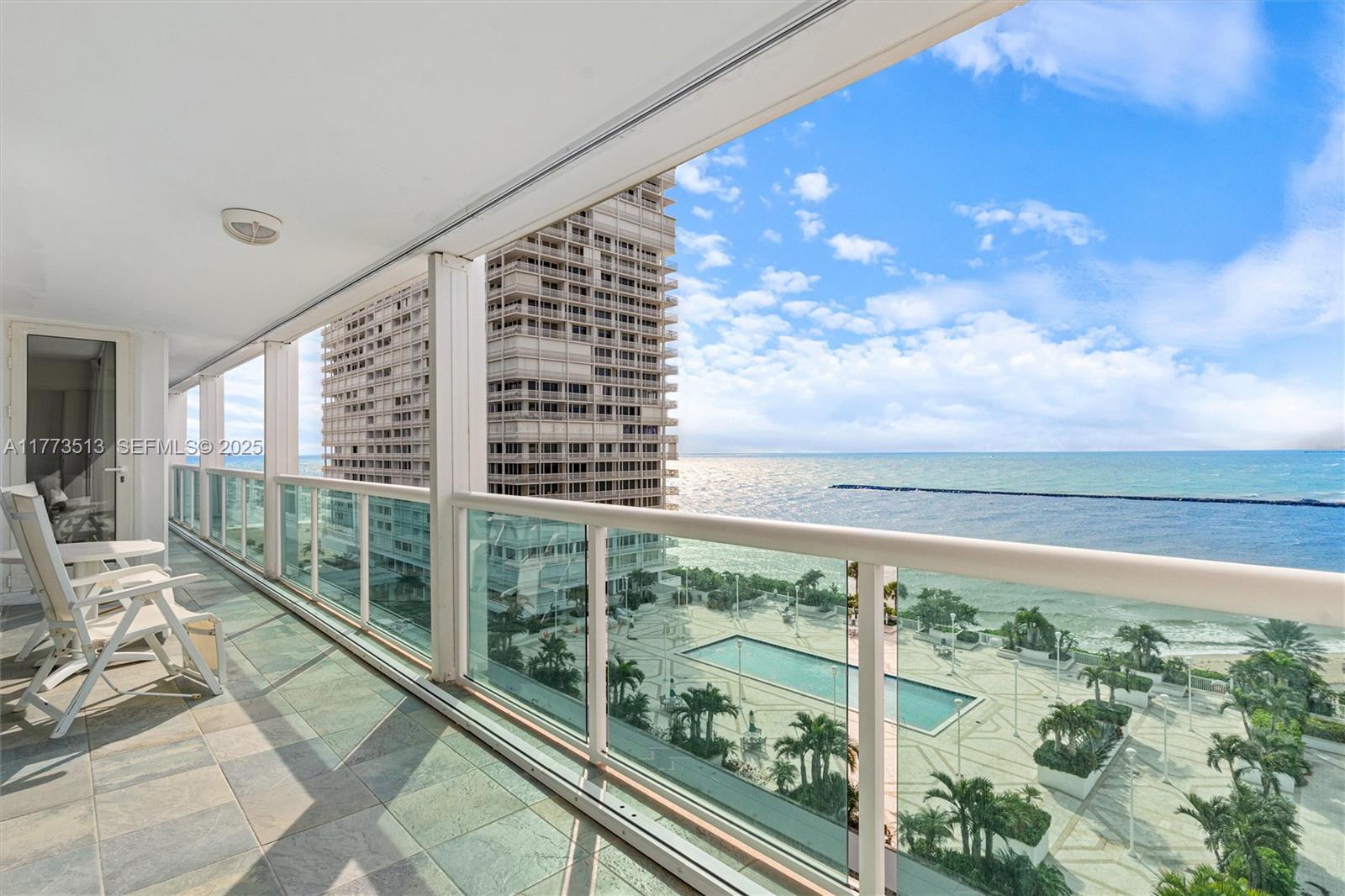 2100 S Ocean Lane 805 Property Photo 26