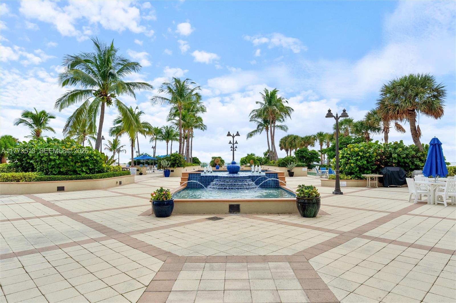 2100 S Ocean Lane 805 Property Photo 53