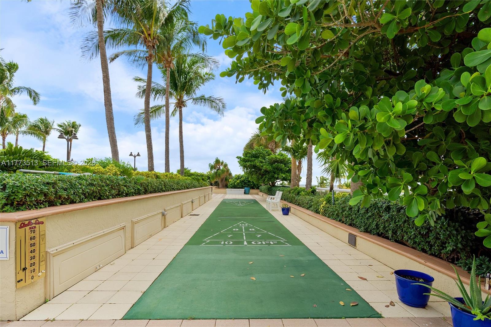2100 S Ocean Lane 805 Property Photo 54