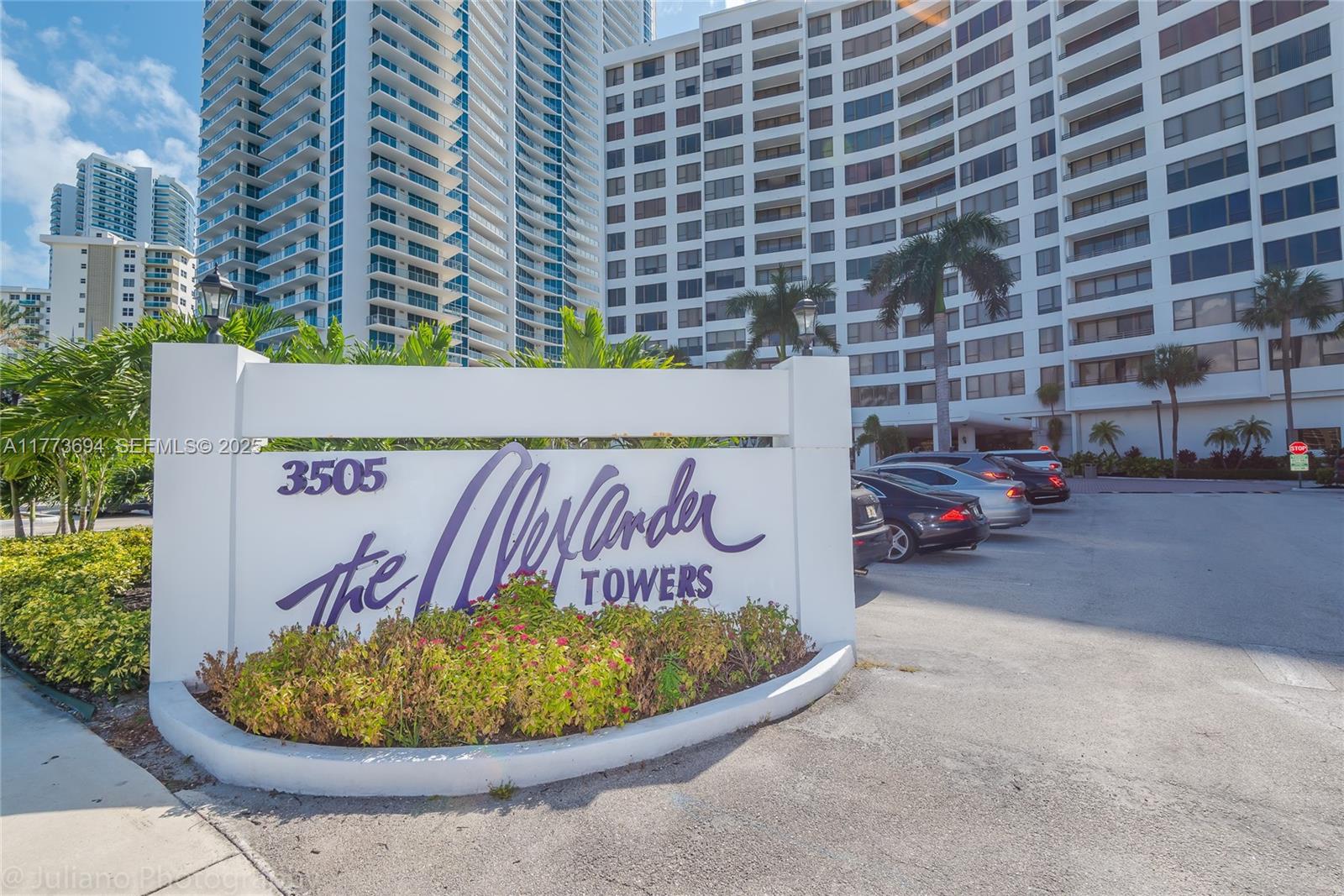 3505 S Ocean Drive 504 Property Photo 2