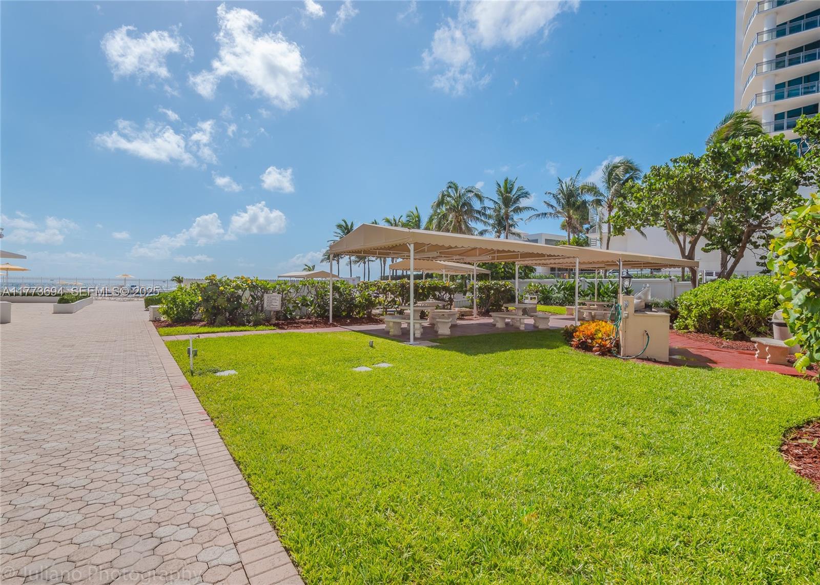 3505 S Ocean Drive 504 Property Photo 3