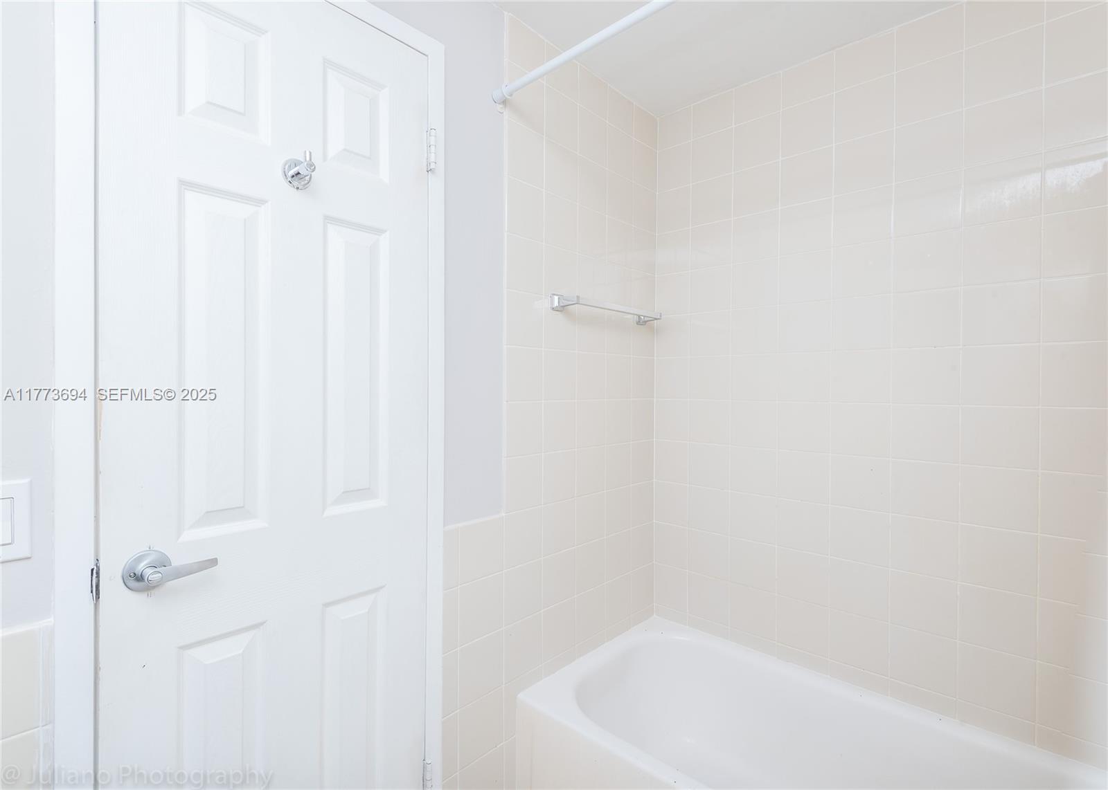 3505 S Ocean Drive 504 Property Photo 19
