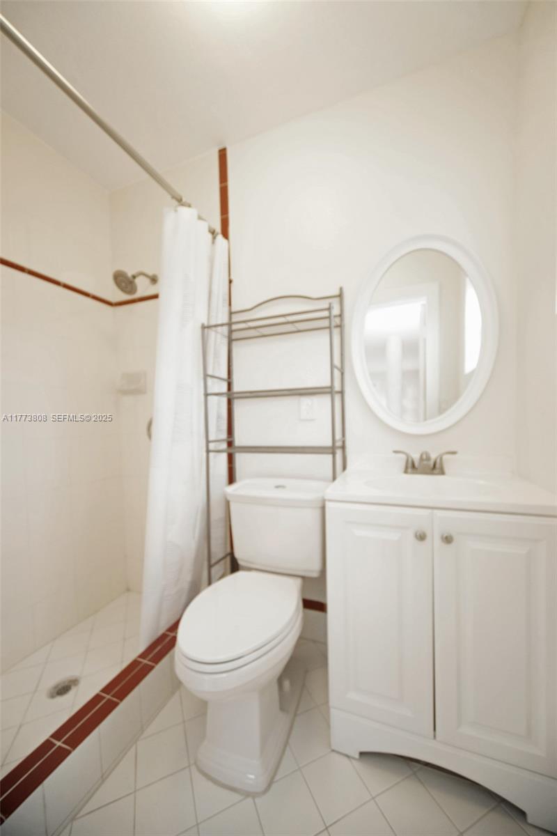 621 Hudson Road Property Photo 11