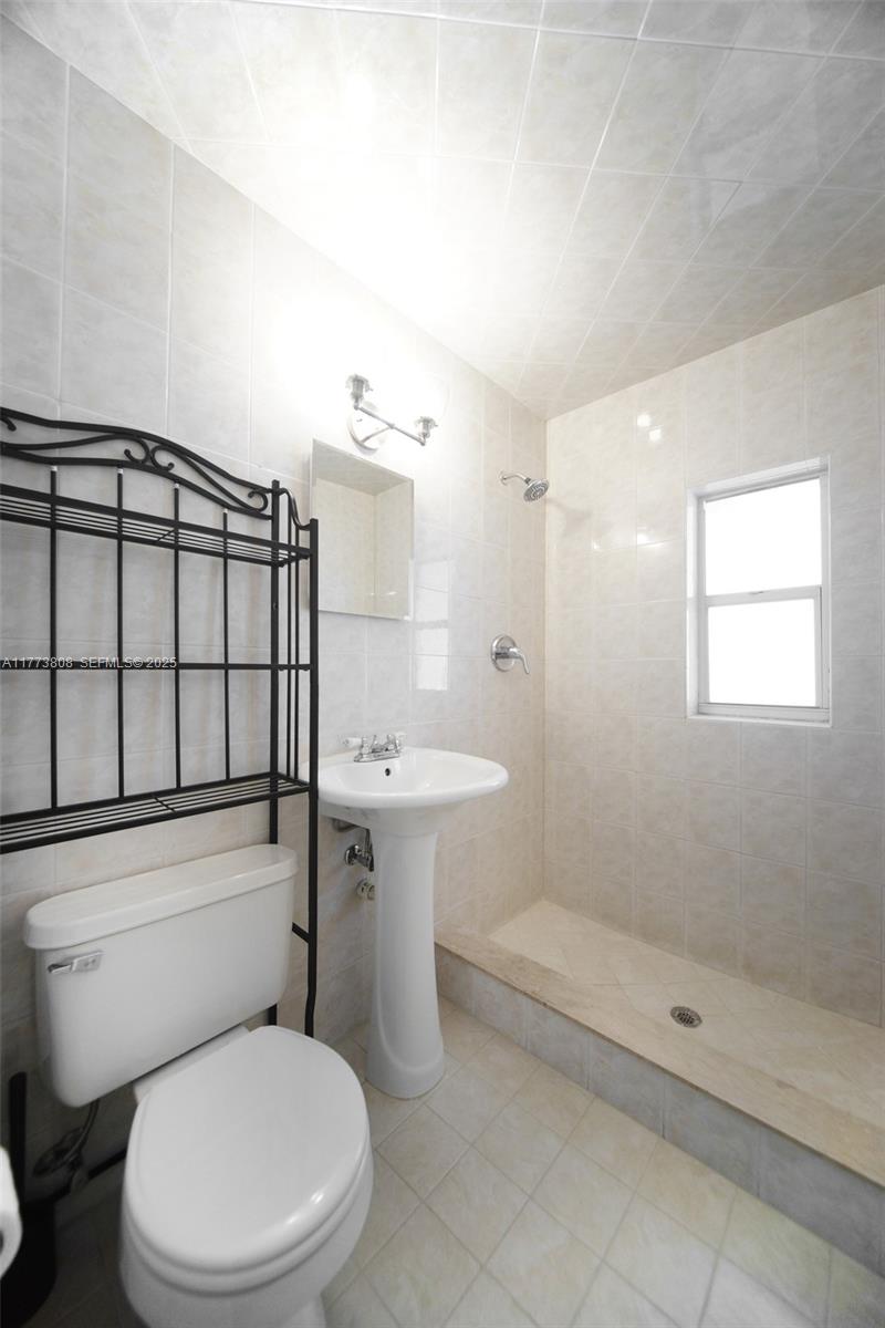 621 Hudson Road Property Photo 12