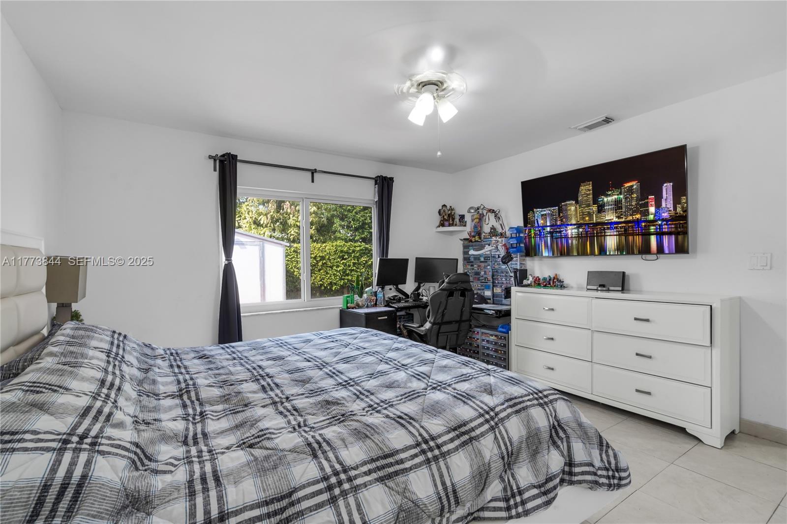 13351 Sw 27th Street Property Photo 20
