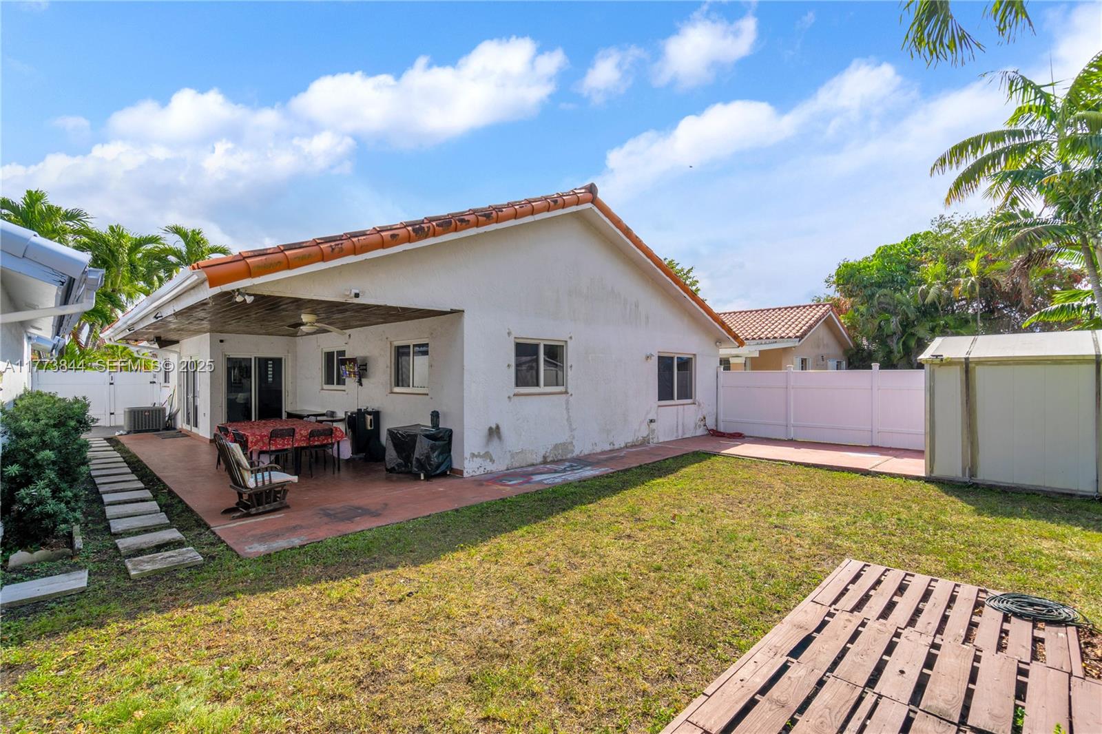 13351 Sw 27th Street Property Photo 27