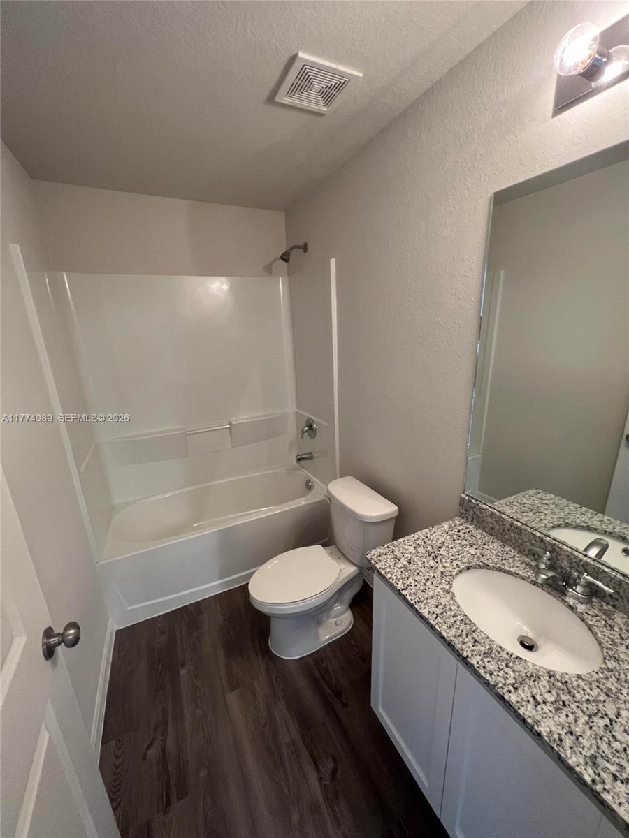 9084 Aegean Circle Property Photo 14