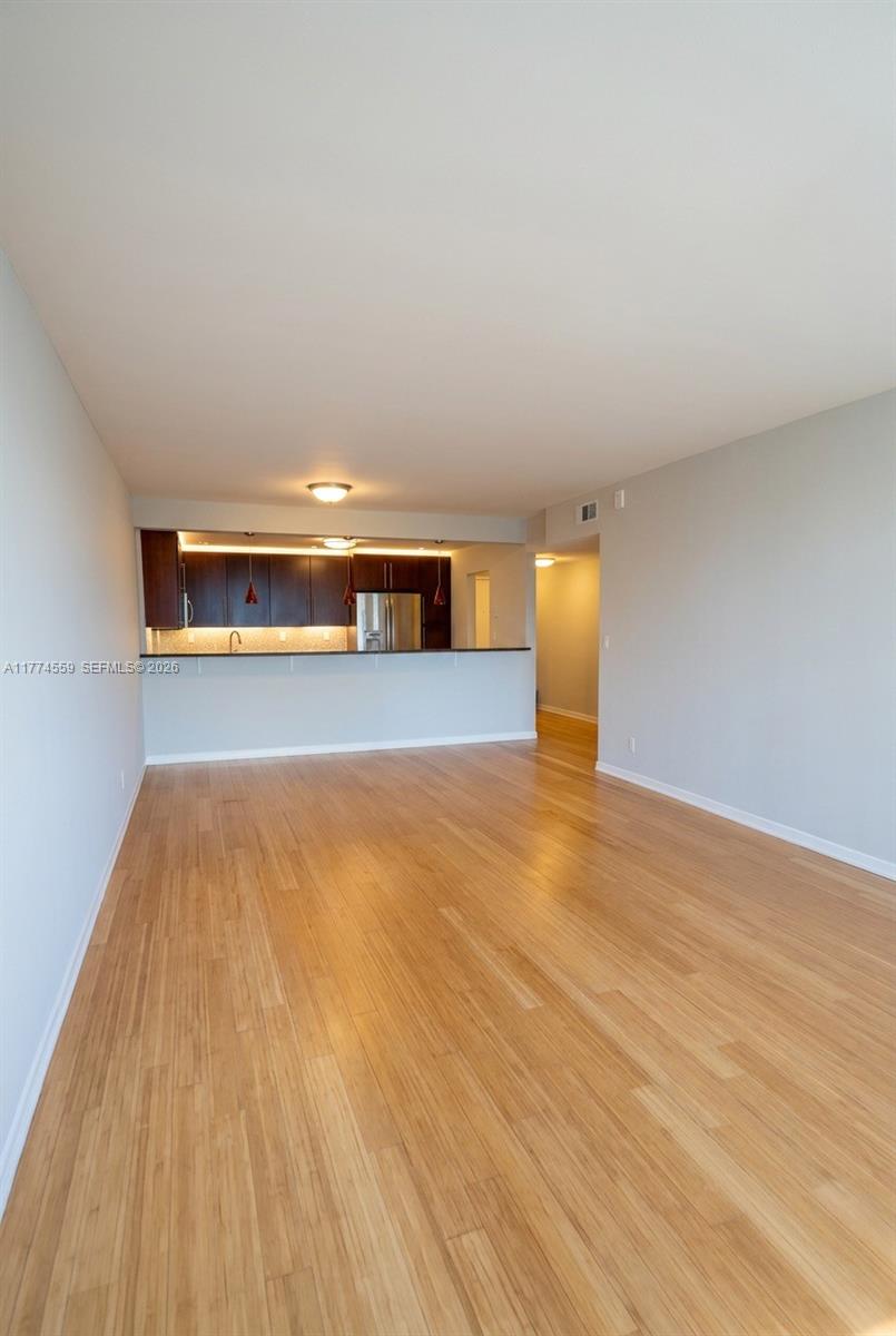 19390 Collins Avenue 1614 Property Photo 7
