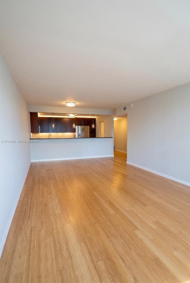 19390 Collins Avenue 1614 Property Photo 8