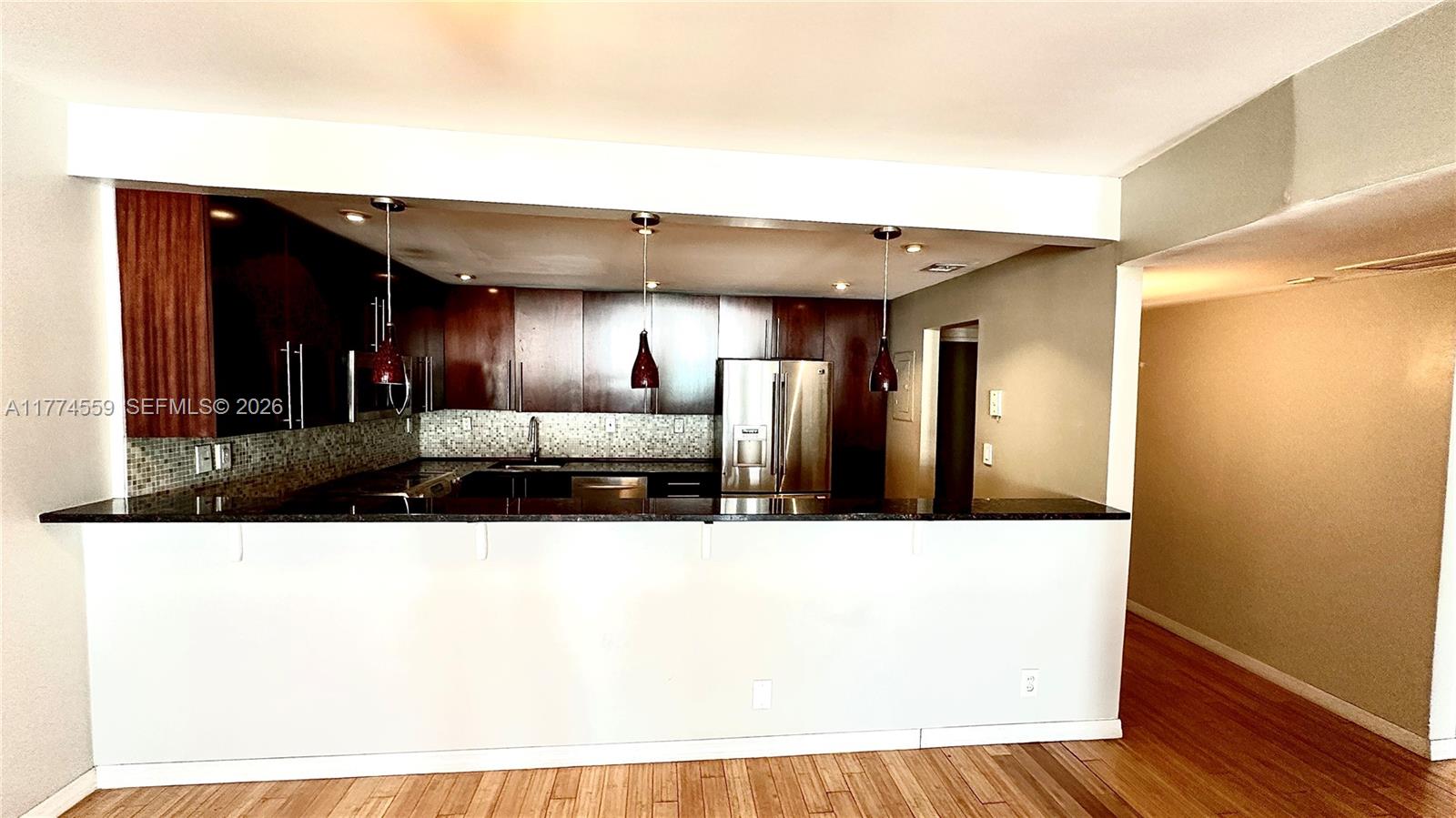 19390 Collins Avenue 1614 Property Photo 10