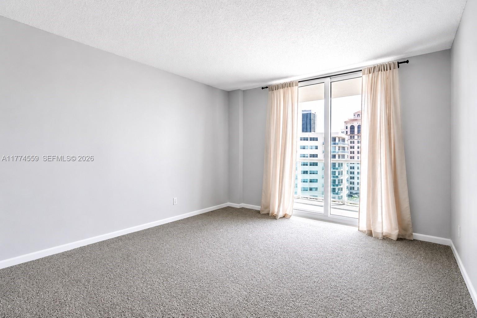 19390 Collins Avenue 1614 Property Photo 16